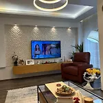 Center Of * 티라나